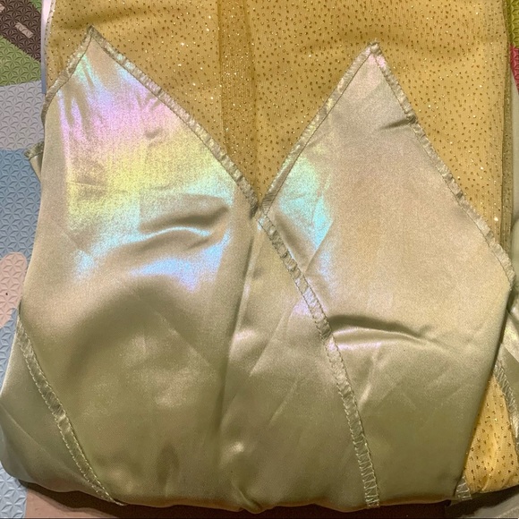 Disney Princess Tiana Girls Halloween Costume New - Picture 3 of 5